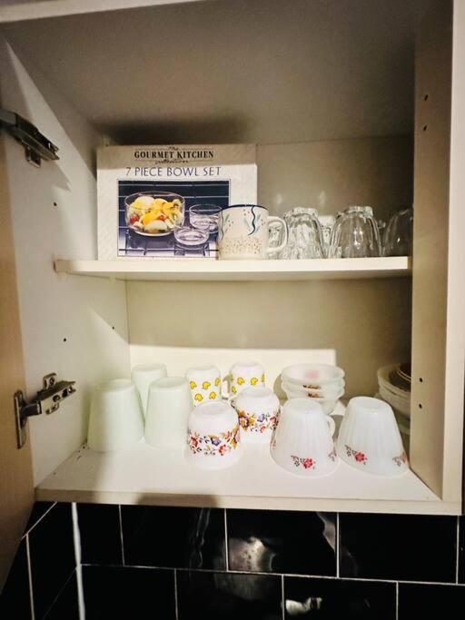 Bespoke 2 Bedroom Apt Derby City エクステリア 写真